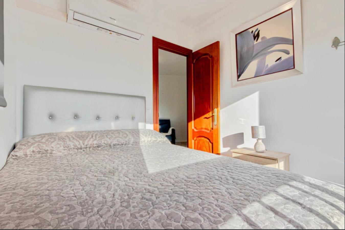 797 Holiday - Amplio Estudio En Puerto Marina Appartement Benalmádena